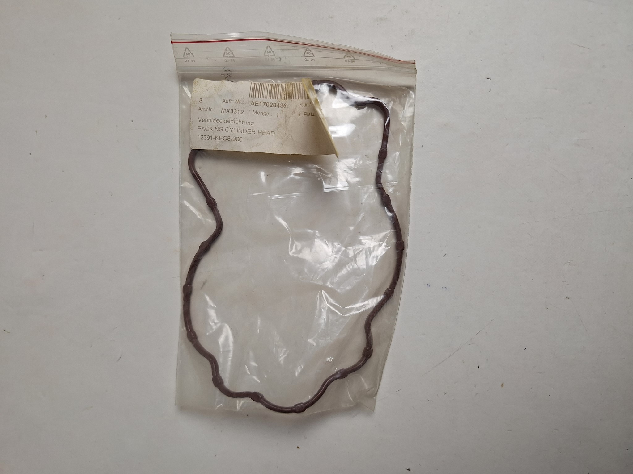 Picture of Kymco  HIPSTER125 2V 4T EUROI  VENTILDECKELDICHTUNG  12391-KEC8-900